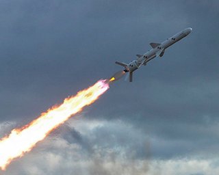 Вдруге за ніч: Україну атакували російські крилаті ракети, ворог вдарив по західних областях