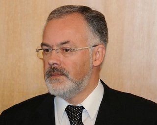 Табачник стал студентом с третьего раза