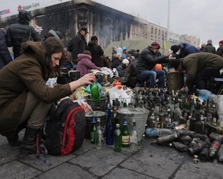 На хоккейном матче ЦСКА-Спартак фанаты скандировали "Слава Украине!" (видео)