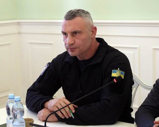 Провалив підготовку до зими: нардепи викликали Кличка у Раду, мер миттю відреагув (відео)