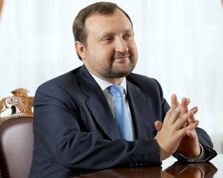 Со счетов Арбузова во время снятия ареста не пропало ни копейки, - ГПУ