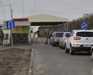 Боевики на КПВВ "Новотроицкое" будут пропускать людей только дважды в неделю