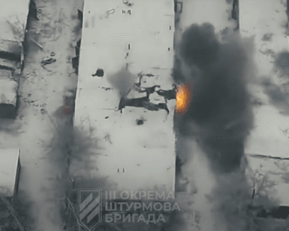 "Насипай їм": 3-тя ОШБр показала кадри рейду в оточеній Авдіївці (відео)