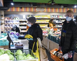 Ціни в Україні стрімко ростуть: в чому справа
