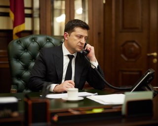 Байден проведе бесіду із Зеленським після переговорів із Путіним, — ОП