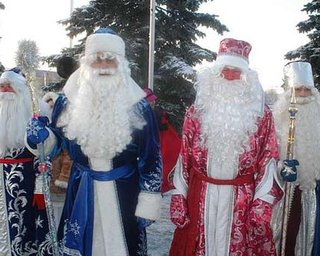 Украинцы меньше всего хотят получить в подарок от Деда Мороза выпивку и хорошего президента