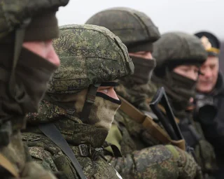 "Битва йде безперервно": росіяни підтягнули резерви для нового штурму Авдіївки (фото)