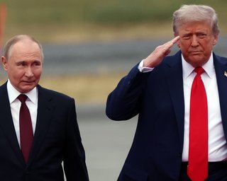 Трамп незадоволений Путіним: у Білому домі пояснили, чому США вдарили по нафтобізнесу РФ (відео)