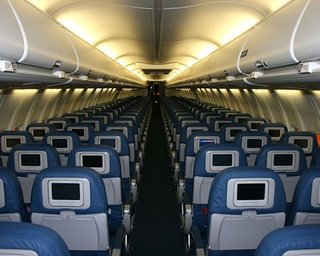 Застрявших в Турции украинцев вернет домой оператор TEZ Tour