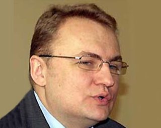 Львов: 10% персонала больниц заболели гриппом, два врача умерли