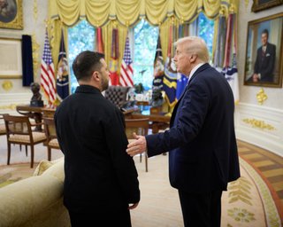 Переговори між Україною та США перетворились на боротьбу, де РФ навіть не бере участі, — WSJ