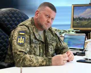 Мікрофони в кабінетах Залужного: спливли нові деталі про прослуховування в штабі ЗСУ