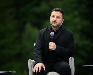 "Космический дефицит бюджета": о чем говорил Зеленский на первом саммите C8 в Буковеле