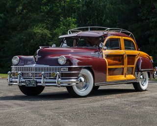 Із дерев'яними дверима: незвичний Chrysler 1947 року оцінили в $350 000 (фото)
