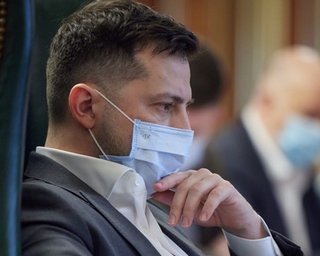 Первая антикоронавирусная прививка снижает вероятность заражения на 76%, – Зеленский