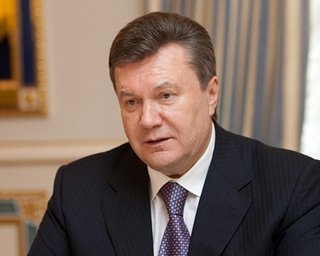Янукович пообещал продолжить "закручивать гайки"