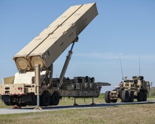 США хотят развернуть новейшие гиперзвуковые ракеты Dark Eagle против Ирана, — Bloomberg