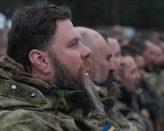 "І ворогу не побажаєш": актор-воїн Ращук розповів про батька, який допомагає росіянам (фото)