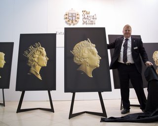 Як зміняться гроші та паспорти у Великій Британії за Карла III