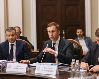 Ситуація з державними фінансами близька до критичної: прем'єр звернувся до Ради
