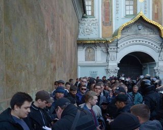 На территории Киево-Печерской лавры полиция задержала 122 человека, - СМИ