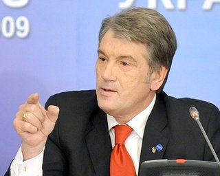 Ющенко назвал оффшоры, куда Тимошенко перечисляла деньги