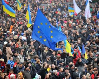 Майдан выдвинул требования к новой власти