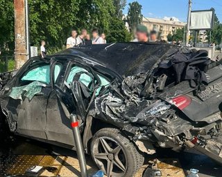Виновник смертельного ДТП в Киеве подрабатывал в такси: в Mercedes-Benz была пассажирка
