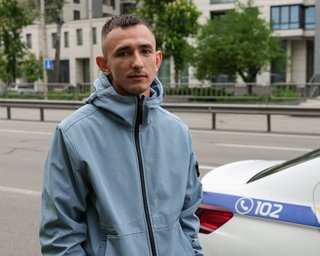 Літав в оточений Маріуполь та був у полоні: поліція затримала ветерана, який кинув яйцем у Єрмака