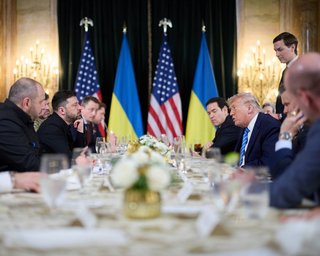 Переговоры с Россией о прекращении войны: чего опасаются в Украине, — Politico