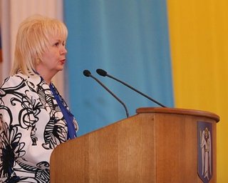 Киевская чиновница сразу после задержания попала в больницу