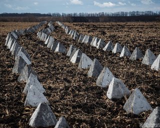 "Виглядає дуже дивно": на Харківщині за два роки не облаштували оборонні споруди (фото)
