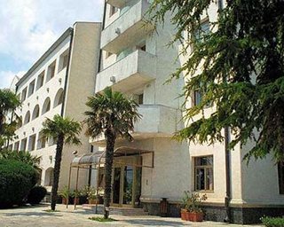 Крымские санатории заполнены на три четверти