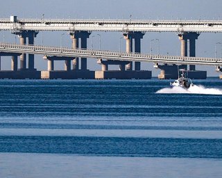 "Это ложь": россияне вынуждены что-то придумывать о дыме на Керченском мосту, — ГУР (видео)