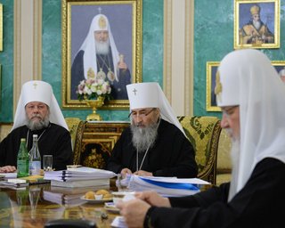 В УПЦ МП заявили, что постоянно ведут переговоры с Москвой об освобождении задержанных украинцев