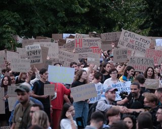 Протесты из-за НАБУ: глава Тернопольского облсовета назвал участников "проплаченными студентами"