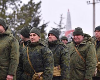 РФ собирает новую армию в 500 тысяч бойцов: когда и куда собираются наступать оккупанты, — Коваленко (видео)