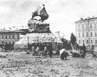 Гетьман і три трупи. Яким міг стати монумент Богдану Хмельницькому в Києві