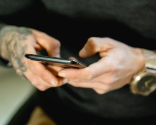 Запровадили військову цензуру: в "ДНР" дозволили прослуховувати телефони та читати СМС