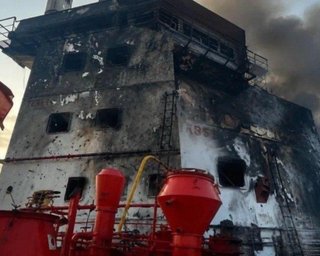 Дірки в корпусі: в мережі показали танкери "тіньового флоту" РФ після атак дронів (відео)