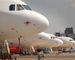 Евросоюз запретил полеты в Ливию