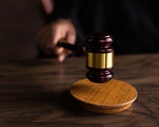 За які борги можуть продати єдине житло – що є законними діями, а що порушенням
