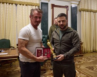 Документальный фильм Шона Пенна о войне в Украине вышел в американский прокат