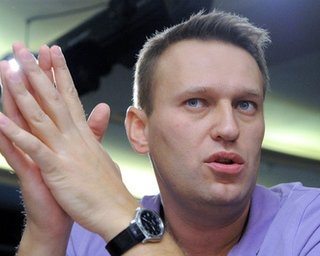 Навальный и Акунин: Наступать будем мы, они - пятиться
