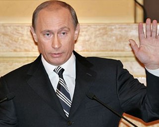 Путин: действующий газовый контракт устраивает Россию