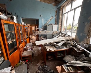 Дрон РФ попал в музей имени Лазаревского в Конотопе: здание сильно повреждено (фото)