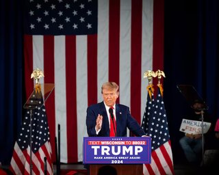 Трамп заявил, что разбомбил бы Москву, если бы Россия вторглась в Украину, — WP