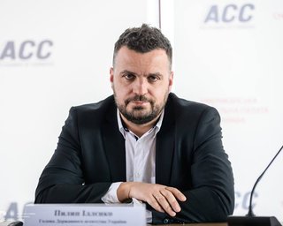"Сваты" – ваша "липецкая фабрика". Глава Госкино обратился к Зеленскому по прокату сериала