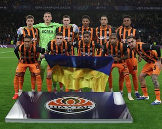 Яскрава перемога у Лондоні: "Шахтар" здолав грецький АЕК у Лізі чемпіонів з рахунком 3:1