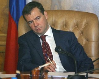 Медведев: дискуссии о том, кто начинал войну, неуместны